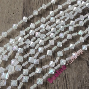 нить из бусин