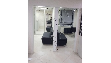 Черно-белая арка